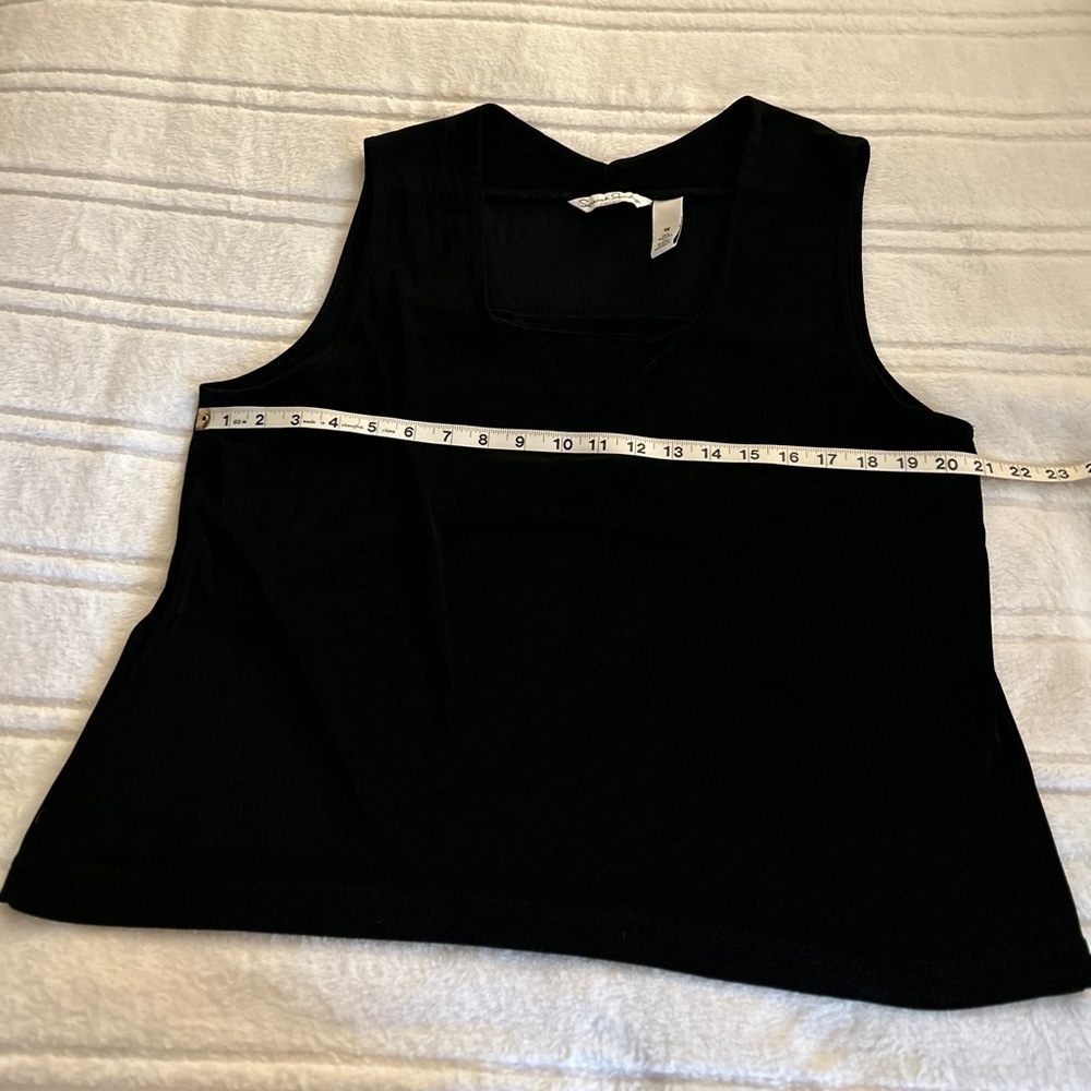 French Laundry brand women’s Black Tank top size 1X. 6 % Spandex, 94 % A…​​​​​ - Picture 8 of 14